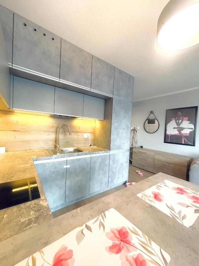 Downtownapartments Carrie Ряшів Екстер'єр фото